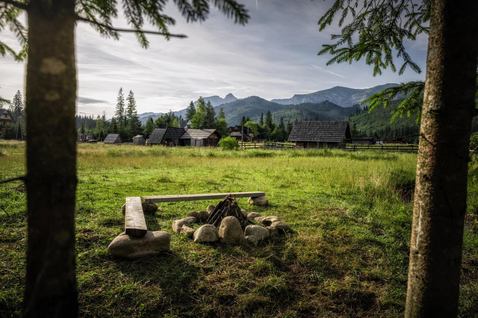 Apartamenty Krokus Przy Polanie Bialy Potok Witów Esterno foto